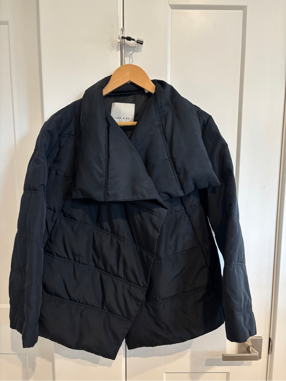 Lark & Ro Black Draped Collar Puffer Jacket. Size M